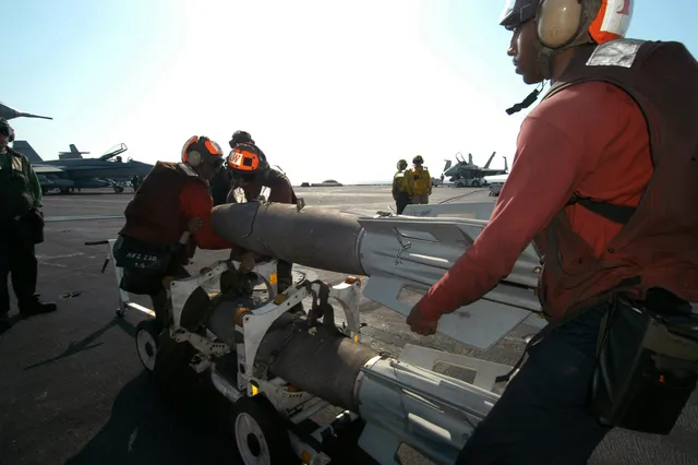 GBU-63 JDAM-ER, Reported 1,000-pound extended-range GPS/INS-guided bomb configuration, Munitions - view 2