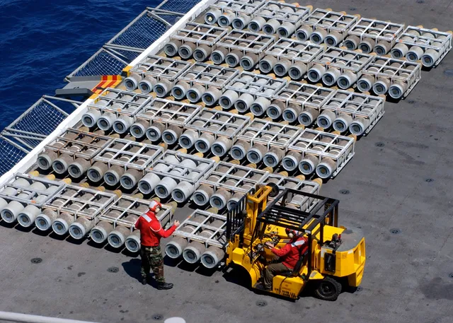 1,000-pound drop bomb, Free-fall bomb, Munitions - view 2