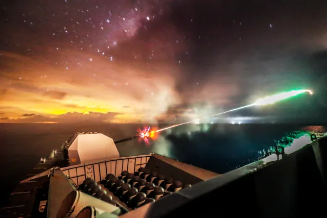 114 mm Vickers Mark 8, Single-barrel dual-purpose naval gun, Naval Systems - view 1