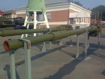115 mm U-5TS, 115 mm smoothbore tank gun, Tanks