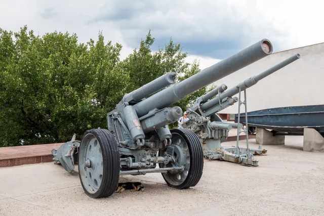 15 cm sFH 18, 149 mm towed heavy field howitzer, Artillery - view 2