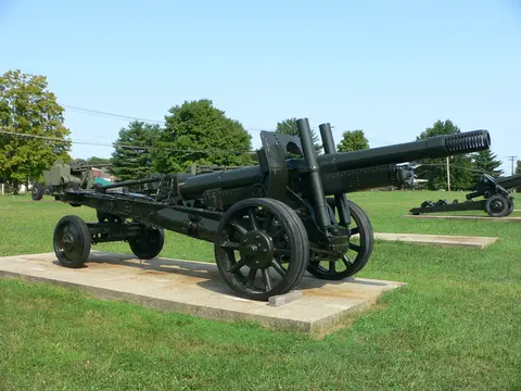 152 mm ML-20, 152 mm towed gun-howitzer, Artillery