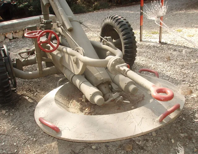 160 mm Soltam M-66, 160 mm towed heavy mortar, Artillery - view 2