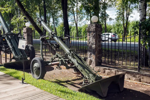 160mm M160, 160 mm towed heavy mortar, Artillery - view 3
