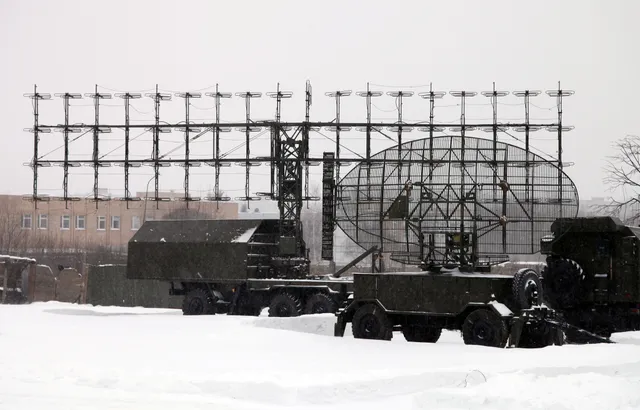 1L13-3 Nebo-SV, Mobile VHF two-coordinate air-surveillance radar, Air Defense - view 1