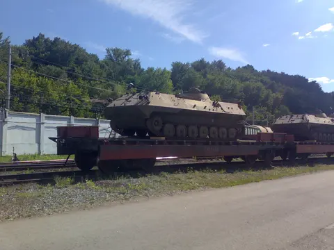 1V14 battery command and forward observer vehicle, Artillery battery command and forward observer vehicle, Support Equipment