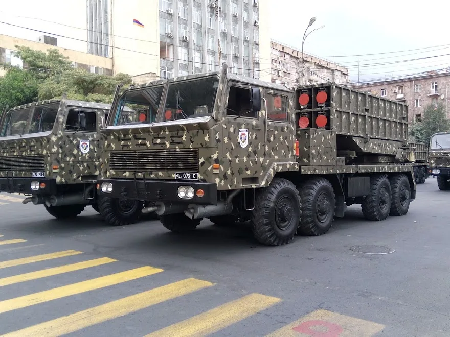 273 mm WM-80 multiple rocket launcher, Wheeled 273 mm multiple rocket launcher, Artillery