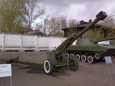 2B16 Nona-K, 120 mm towed gun-mortar, Artillery
