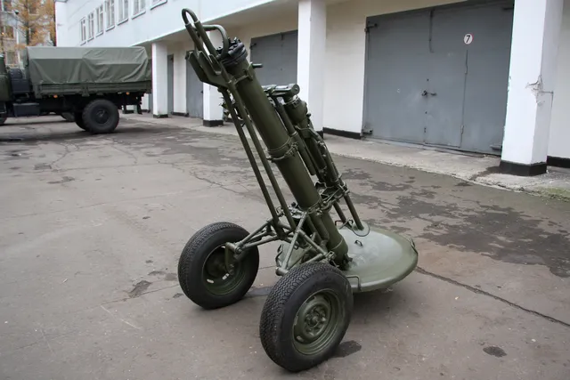 2S12 Sani, 120 mm heavy mortar system, Artillery - view 1