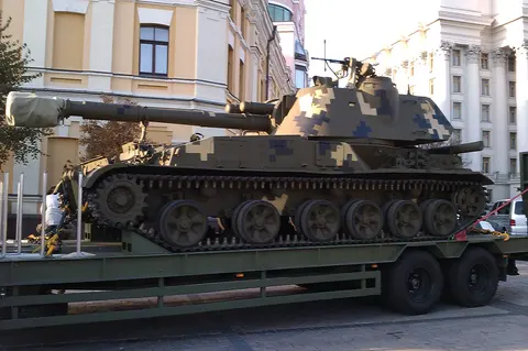 2S3 Akatsiya, 152 mm tracked self-propelled howitzer, Artillery