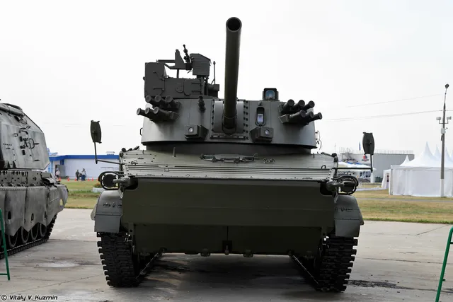 2S31 Vena, 120 mm tracked self-propelled gun-mortar, Artillery - view 1