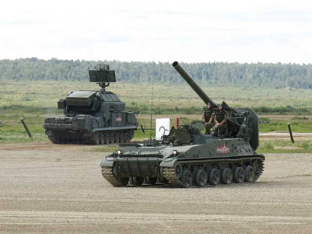2S4 Tyulpan, 240 mm self-propelled heavy mortar, Artillery - view 3