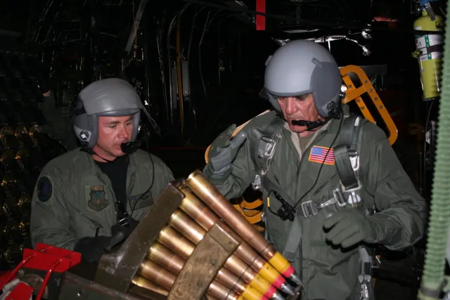 40 mm Bofors projectile, 40 mm anti-aircraft gun projectile, Munitions - view 2