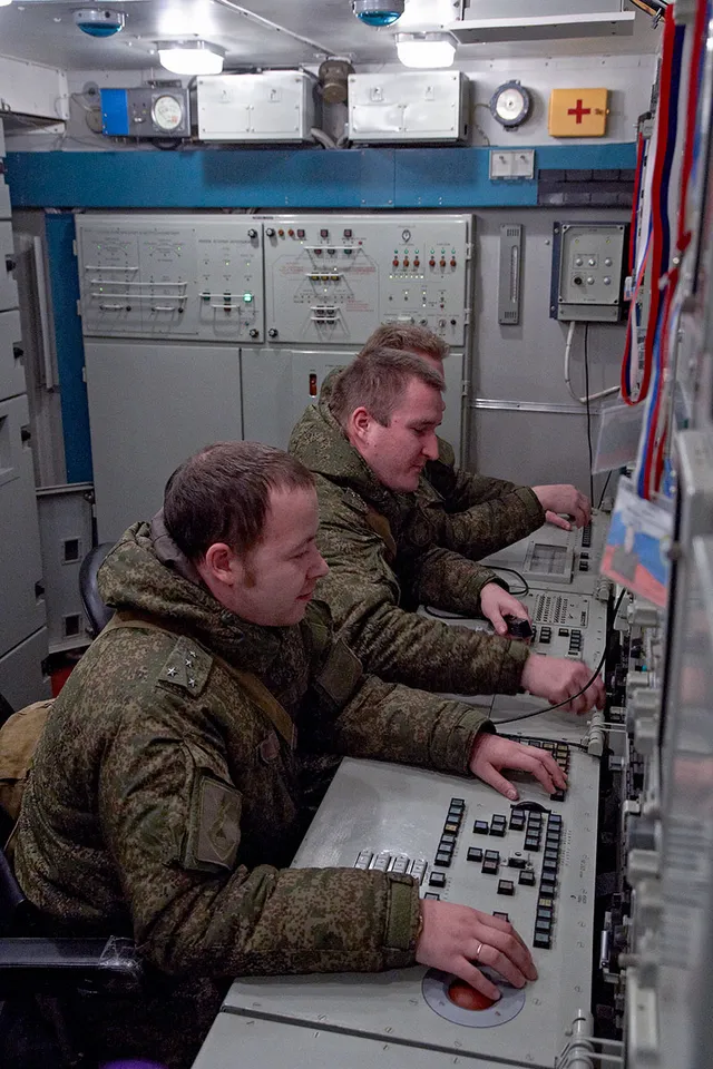 55K6A command post, Mobile S-400 air-defense command post, Air Defense - view 1
