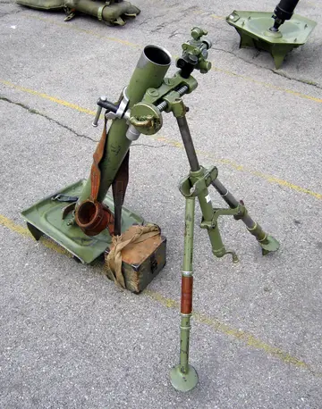 60 mm M57 mortar, 60 mm light infantry mortar, Artillery