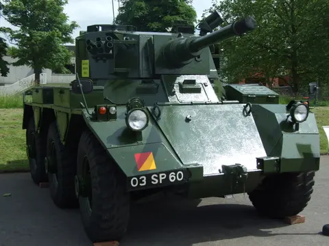 Alvis Saladin, 6x6 armored reconnaissance car, Armored Vehicles