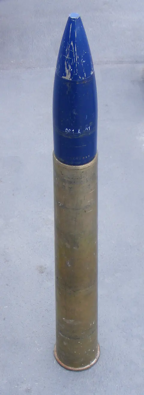 76mm HEP-TP-T M331, 76 mm fixed HESH-TP-T training round, Munitions