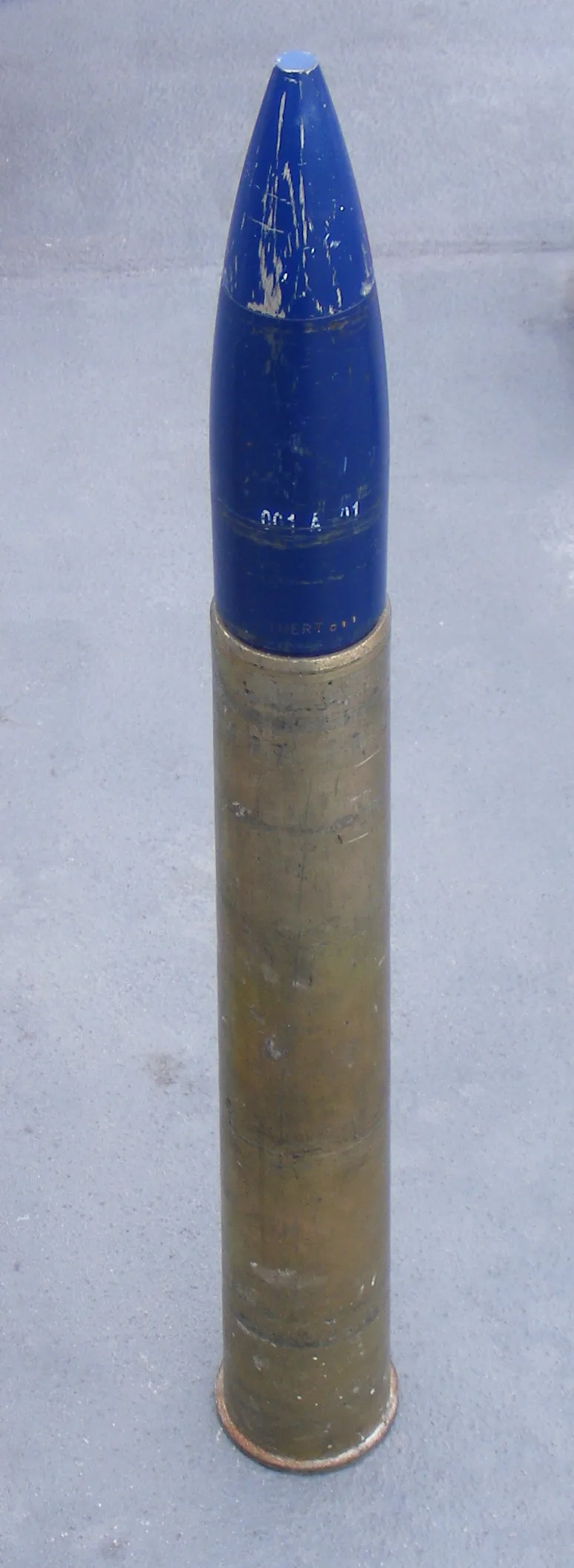 76mm HE-T M330, 76 mm high-explosive tracer round, Munitions