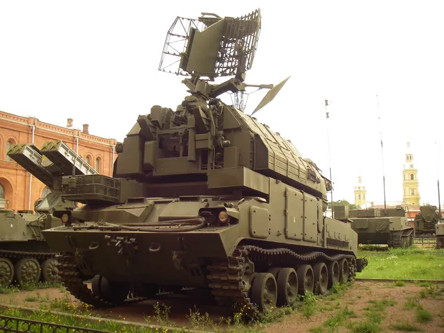 9A330 Tor TLAR, Short-range self-propelled surface-to-air missile system, Air Defense - view 2