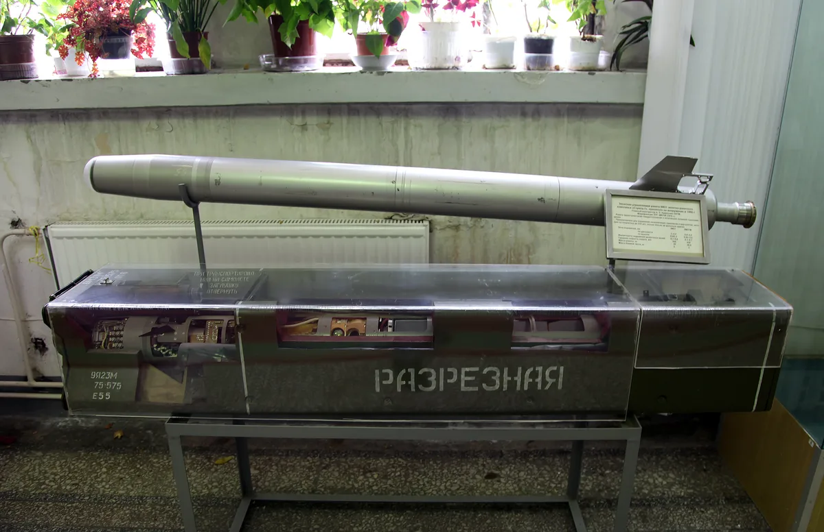 9M31 Strela-1, Infrared-guided surface-to-air missile for the 9K31 Strela-1 system, Munitions