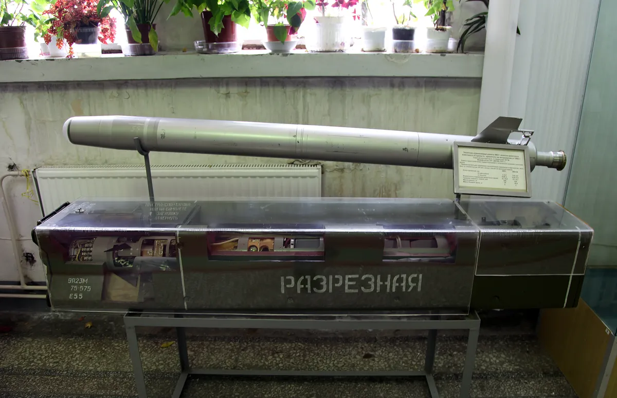 9M31 Strela-1, Infrared-guided surface-to-air missile used by the 9K31 Strela-1 system, Munitions