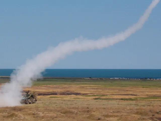 9K33 Osa, Short-range self-propelled surface-to-air missile system, Air Defense - view 1