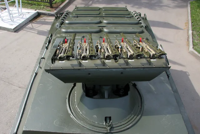 9M113 Konkurs, SACLOS wire-guided anti-tank guided missile, Infantry Weapons - view 2