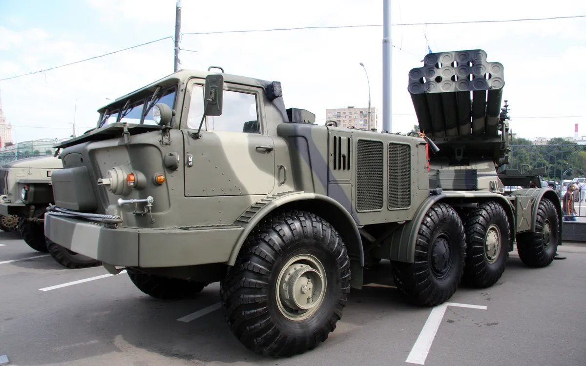 9M27K1 cargo rocket, 220 mm Uragan cluster cargo rocket carrying 30 9N235 submunitions, Munitions - 2014 Russia-Ukraine War