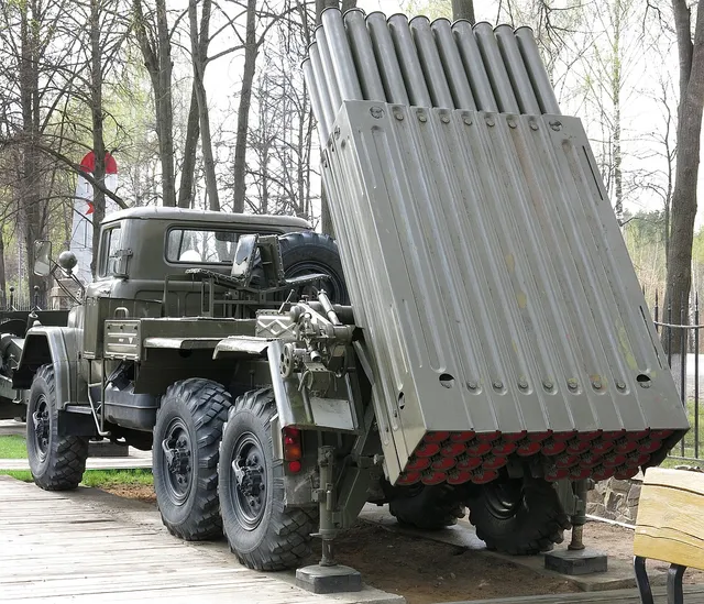 9P138 Grad-1, 122 mm multiple rocket launcher, Artillery - view 1
