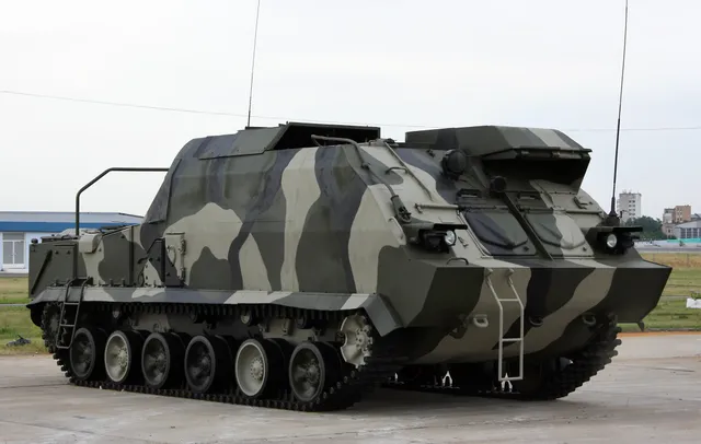 9S470M1 command post, Tracked Buk-family command post vehicle, Air Defense - view 1