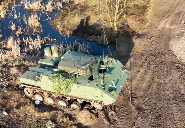 9S932-2 Barnaul-T, Air-defense reconnaissance and command vehicle, Air Defense - view 1