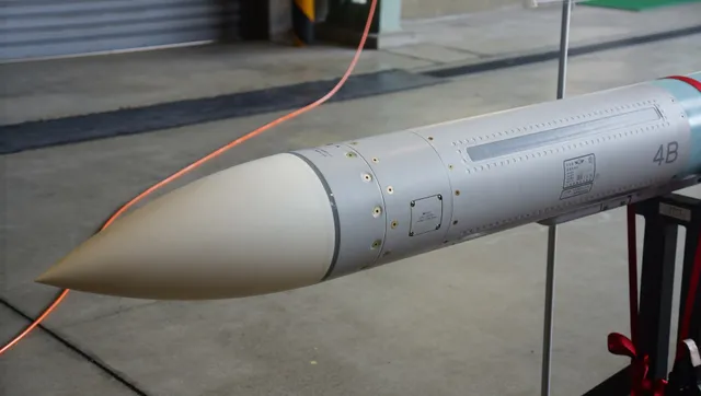 AAM-4B, Medium-range air-to-air missile, Munitions - view 2