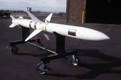 AGM-45 Shrike, Air-to-surface anti-radiation missile, Munitions