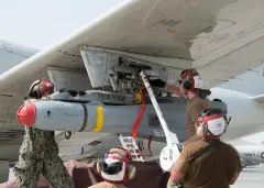 AGM-65 Maverick, Air-to-surface guided missile, Munitions