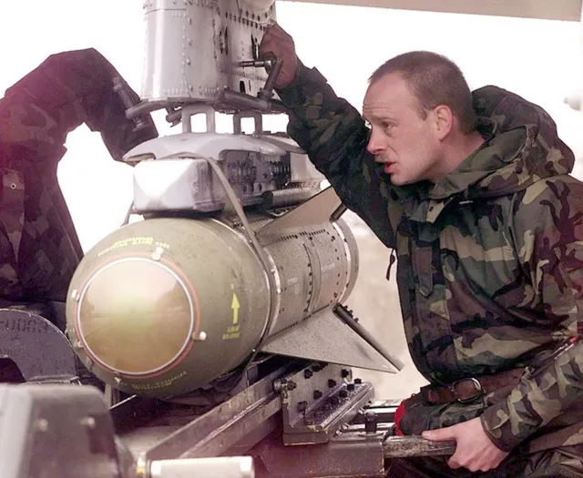 AGM-65 Maverick, Air-to-surface guided missile, Munitions - view 4