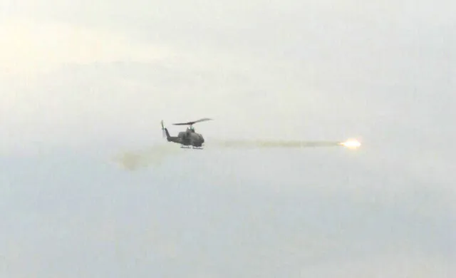AH-1W Super Cobra, Marine attack helicopter, Aircraft & UAVs - view 2