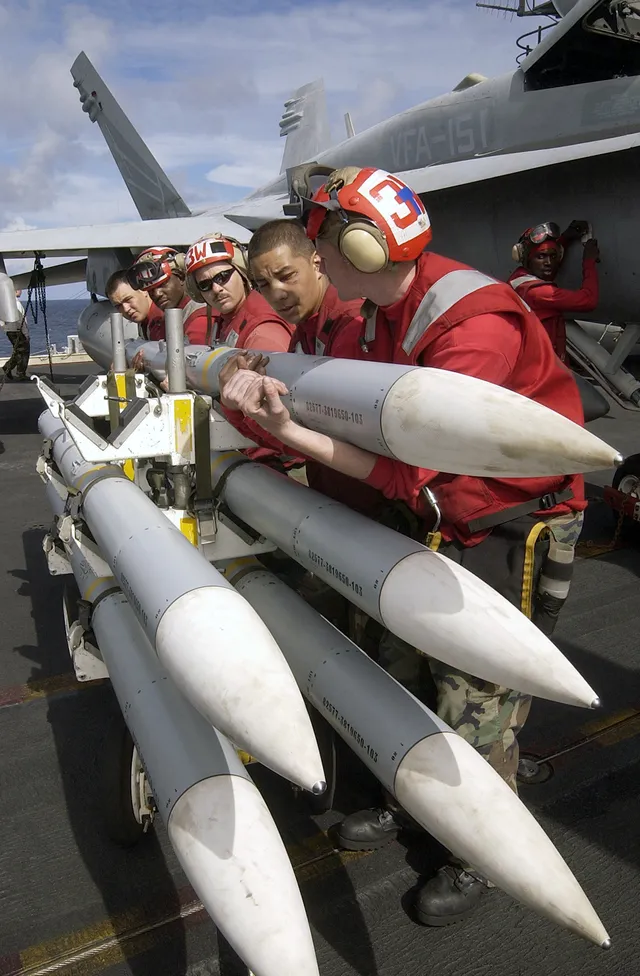 AIM-120C-5 AMRAAM air-to-air missile, Beyond-visual-range air-to-air missile, Munitions - view 2
