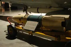 AIR-2A Genie rocket, Nuclear air-to-air rocket, Munitions
