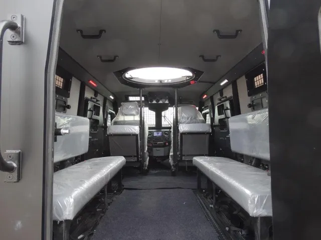 Al-Jawad armored vehicle, 4x4 armored personnel carrier / internal security vehicle, Armored Vehicles - view 3