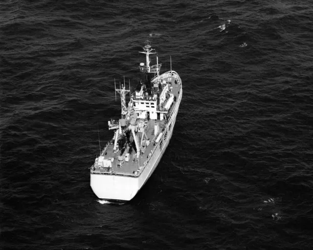 Alpinist class (Project 503R) intelligence ship, Medium intelligence ship, Naval Systems - view 1
