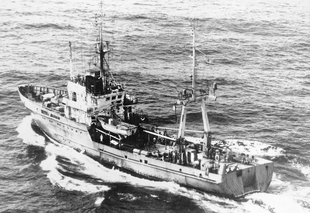 Alpinist class (Project 503R) intelligence ship, Medium intelligence ship, Naval Systems - view 3