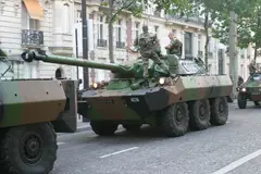 OE 105 F3 high-explosive round, 105×527R high-explosive round, Munitions