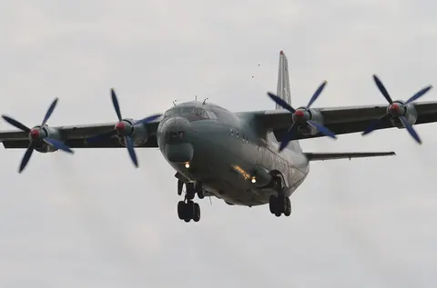 An-12, Four-engine turboprop military transport aircraft, Support Equipment