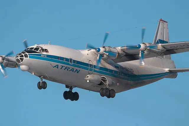 An-12, Four-engine turboprop military transport aircraft, Support Equipment - view 3