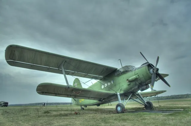 An-2 unmanned decoy / converted UCAV, Converted unmanned decoy aircraft / improvised UCAV, Aircraft & UAVs - view 3