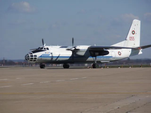 An-30, Twin-engine aerial survey and reconnaissance aircraft, Support Equipment - view 3
