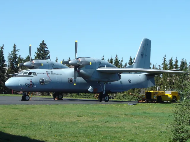 An-32, Twin-engine tactical transport aircraft, Support Equipment - view 2