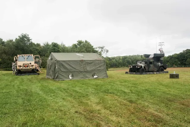 AN/MPQ-64 Sentinel, Mobile 3D air-defense radar, Air Defense - view 1