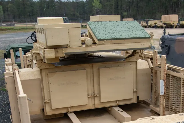 AN/MPQ-64 Sentinel, Mobile 3D air-defense radar, Air Defense - view 2