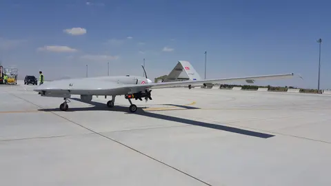 Armed UAV, Armed unmanned aerial vehicle, Aircraft & UAVs